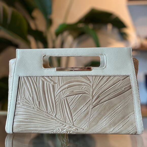 BRAHMIN Embossed Lenox Clutch - Picture 1 of 11